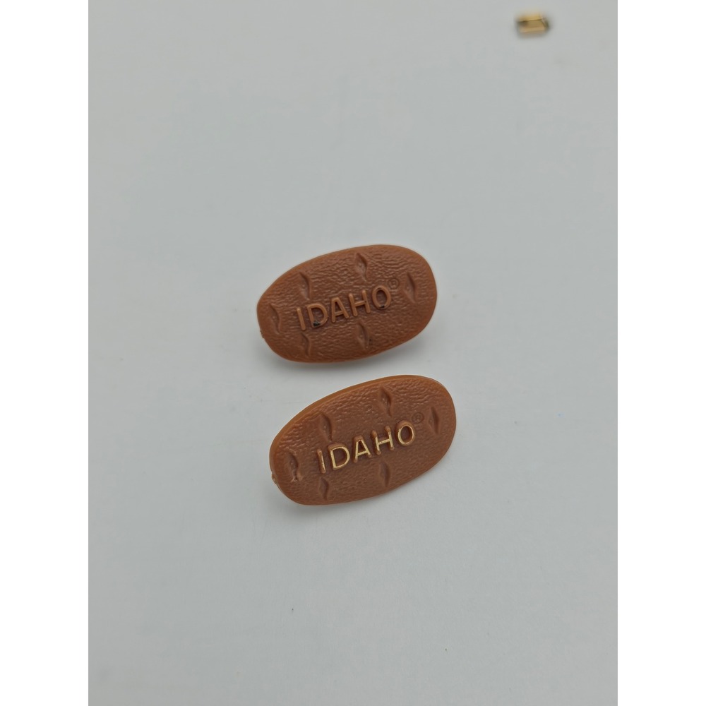 Vintage Idaho Potato Lapel Pins Set of 2 Brown Gold Logo Novelty Food Souvenir